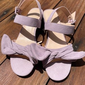 Ann Taylor Loft Lavender Suede Sandals with Bow